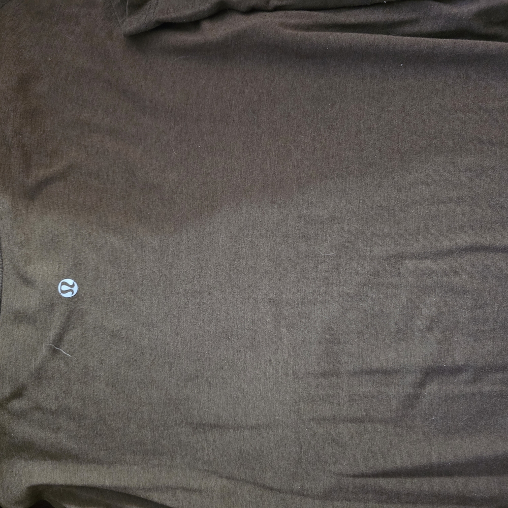 lululemon athletica Men's Long Sleeve Tee in Dark Brown